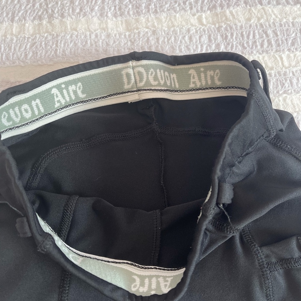 2 pairs of Irideon riding tights (khaki and black) 1 pair black devonaire tights - Picture 8 of 10
